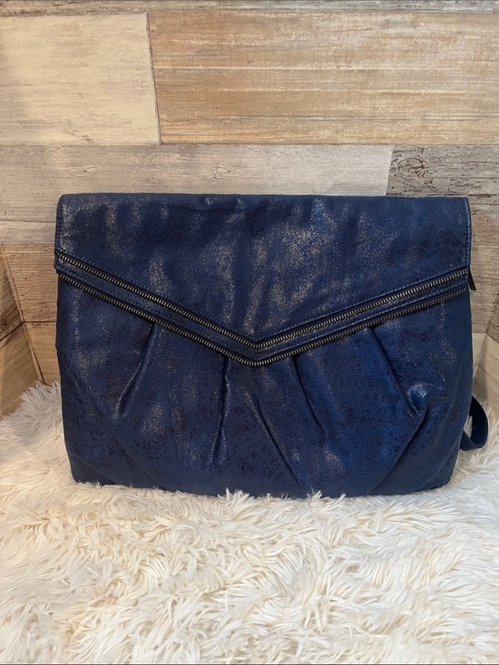 Matt & Nat Handbags - Matt & Nat Ritual laptop/messenger bag, blue stardust color.